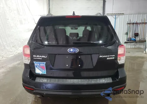 2017 Subaru Forester 2.5I Premium z USA, uszkodzony, nr VIN JF2SJAEC7HH593062